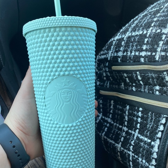 NEW Starbucks US 2021 Matte Mint Green Studded
Bling Venti Tumbler - Picture 5 of 6
